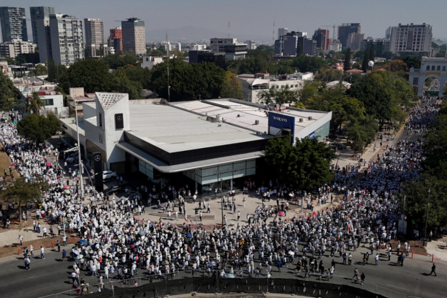 Mexiko-Stadt: Dutzende Verletzte bei Protesten in Mexiko-Stadt