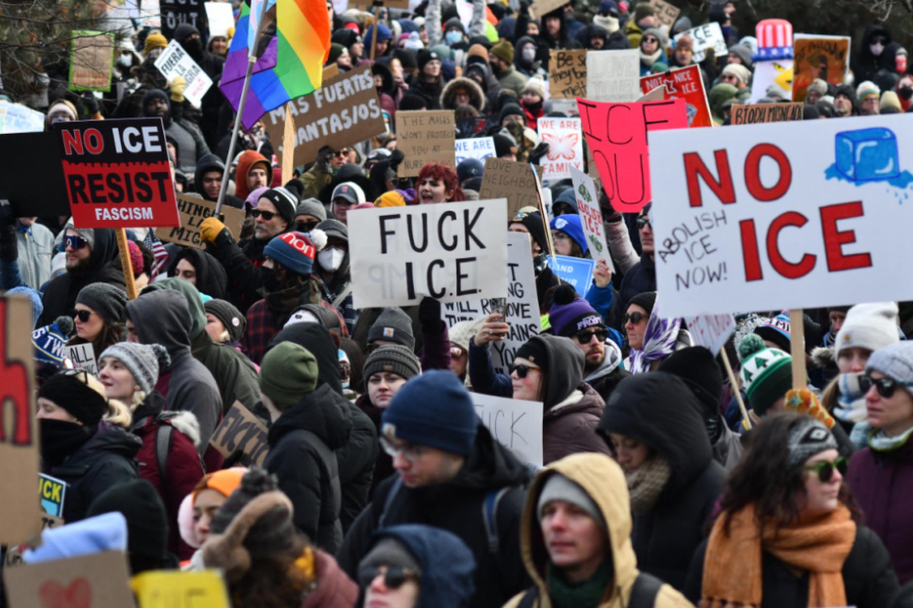 Minneapolis (Minnesota): US-Proteste nach Tötung einer Frau durch ICE-Beamten