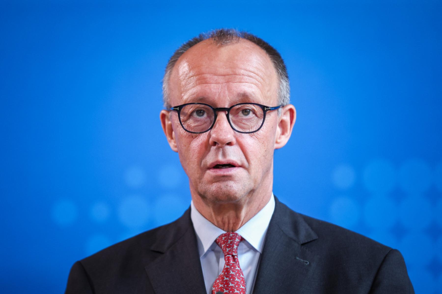 Berlin: Merz empfängt Macron in Berlin