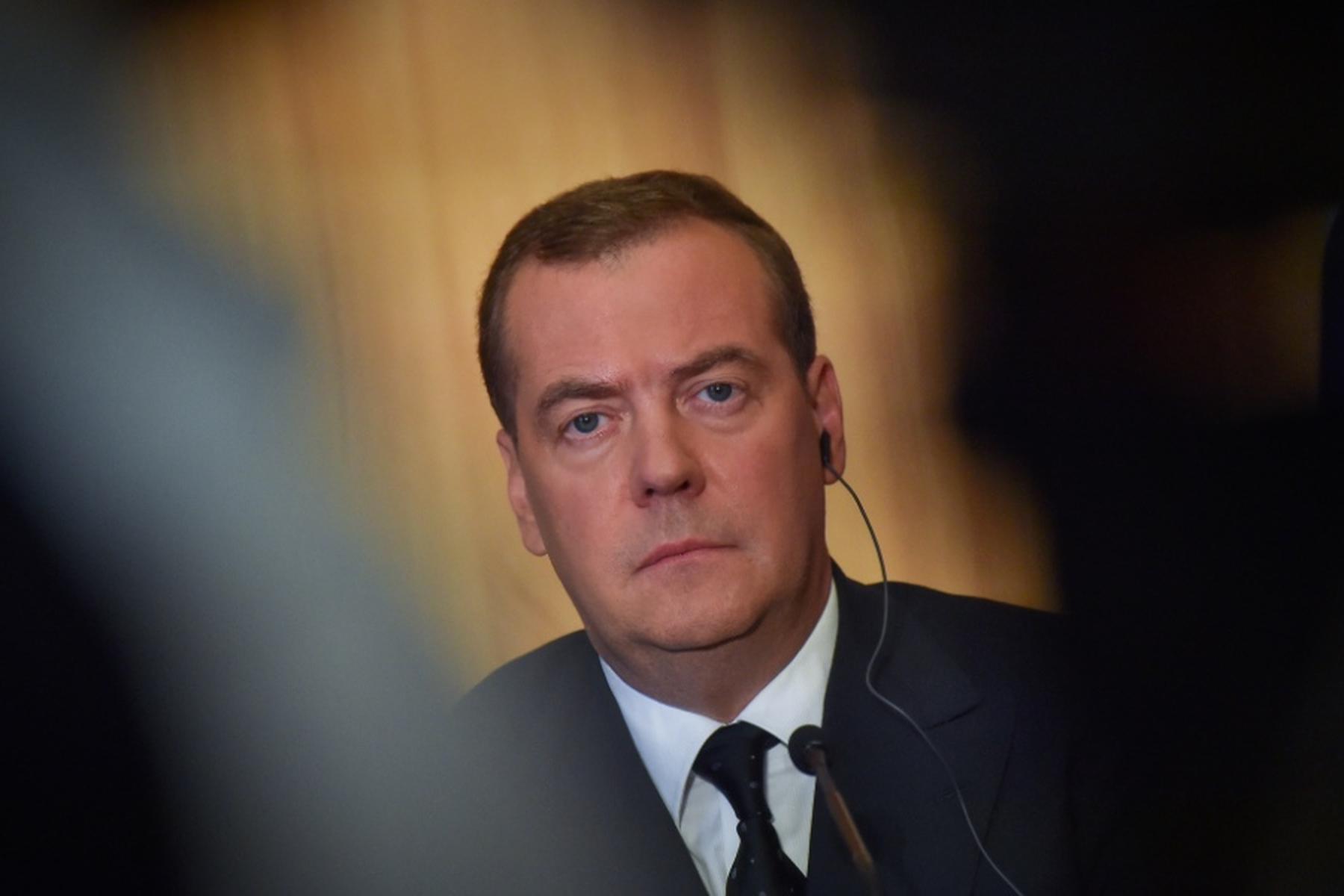 Moskau/Österreich: Russischer Ex-Präsident droht Österreich mit Militärgewalt