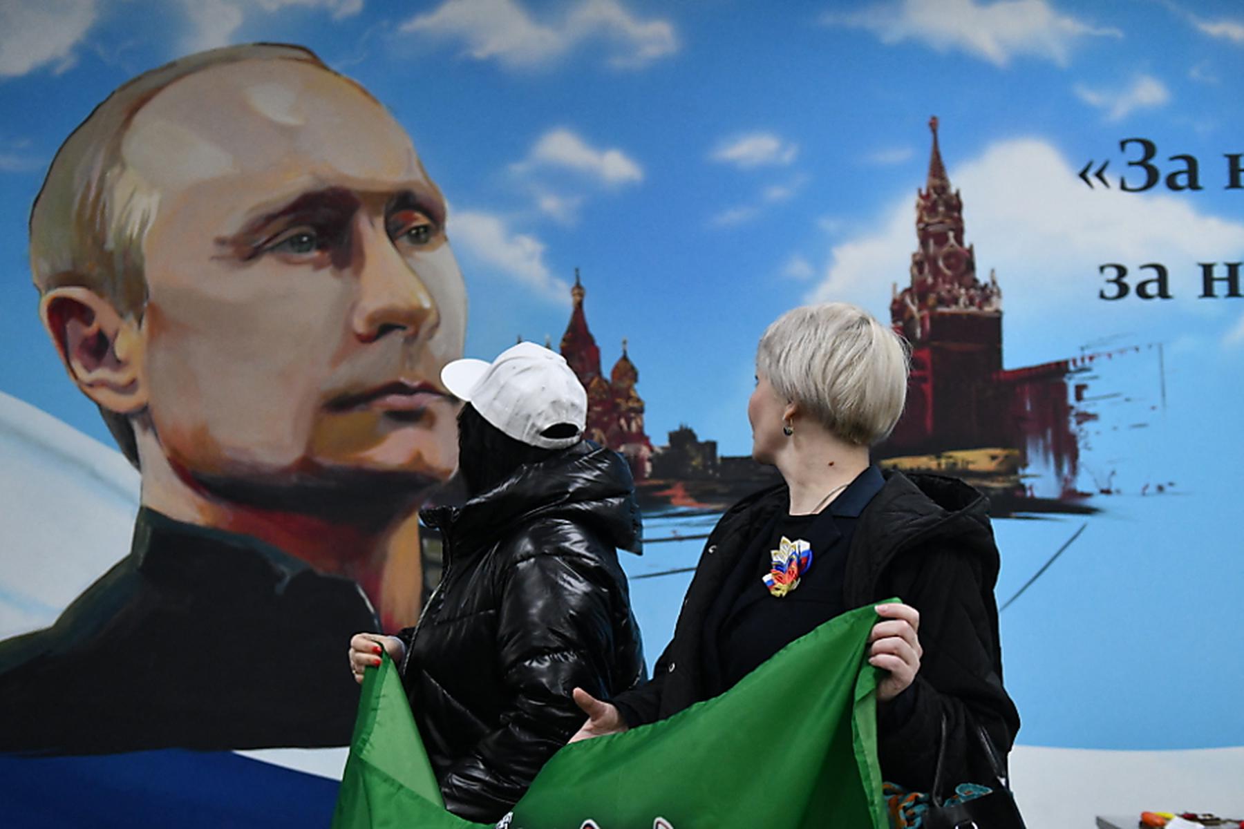 Moskau: Russische Präsidentenwahl geht weiter