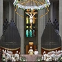 Papst feiert Messe in Sagrada Familia | Papst feiert Messe in Sagrada Familia