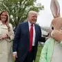 US-Donald Donald Trump mit "First lady" Melania und dem Osterhasen | US-Donald Donald Trump mit "First lady" Melania und dem Osterhasen