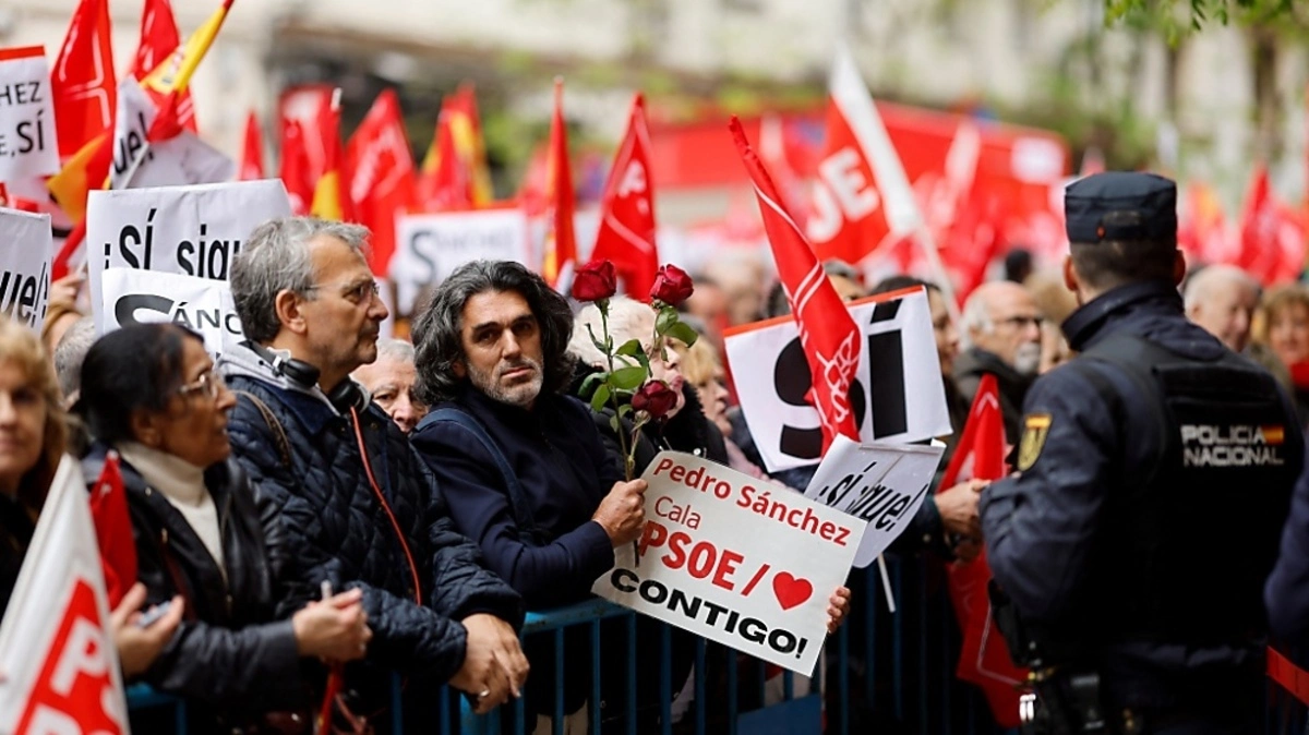 Anhänger von Sánchez demonstrierten am Samstag in Madrid | Anhänger von Sánchez demonstrierten am Samstag in Madrid