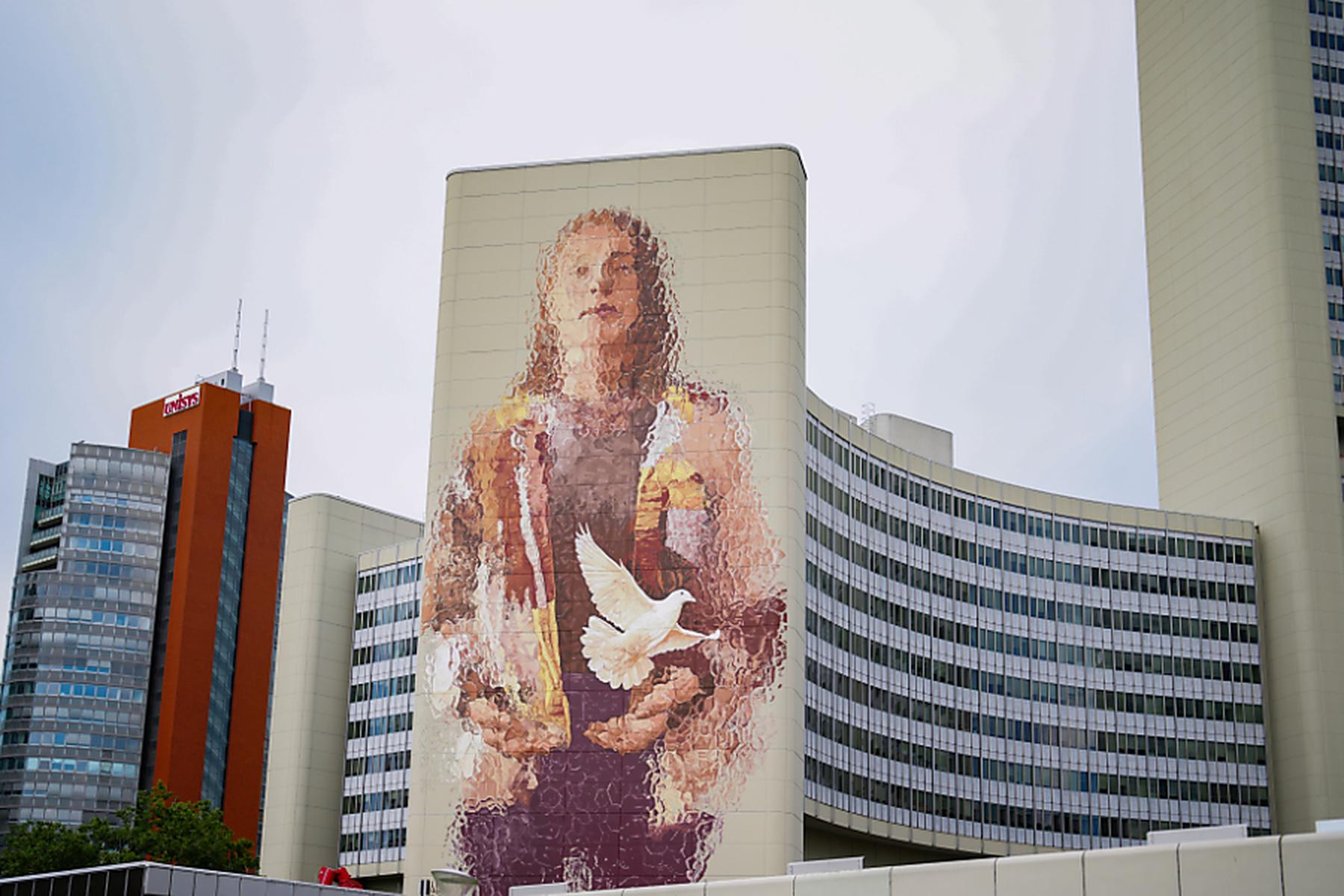 Wien: Riesiges Wandgemälde an UNO-City wird eingeweiht
