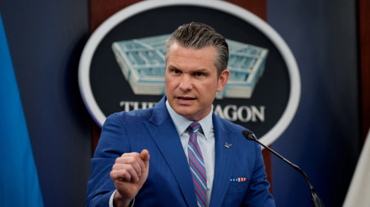 US-Kriegsminister Pete Hegseth vor Journalisten im Pentagon