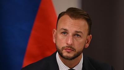 Der slowakische Innenminister zeigt sich über Zunahme von Drohungen besorgt