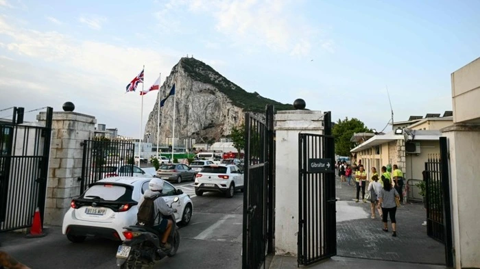 Neue Ära der offenen Grenze zwischen Spanien und Gibraltar | Neue Ära der offenen Grenze zwischen Spanien und Gibraltar