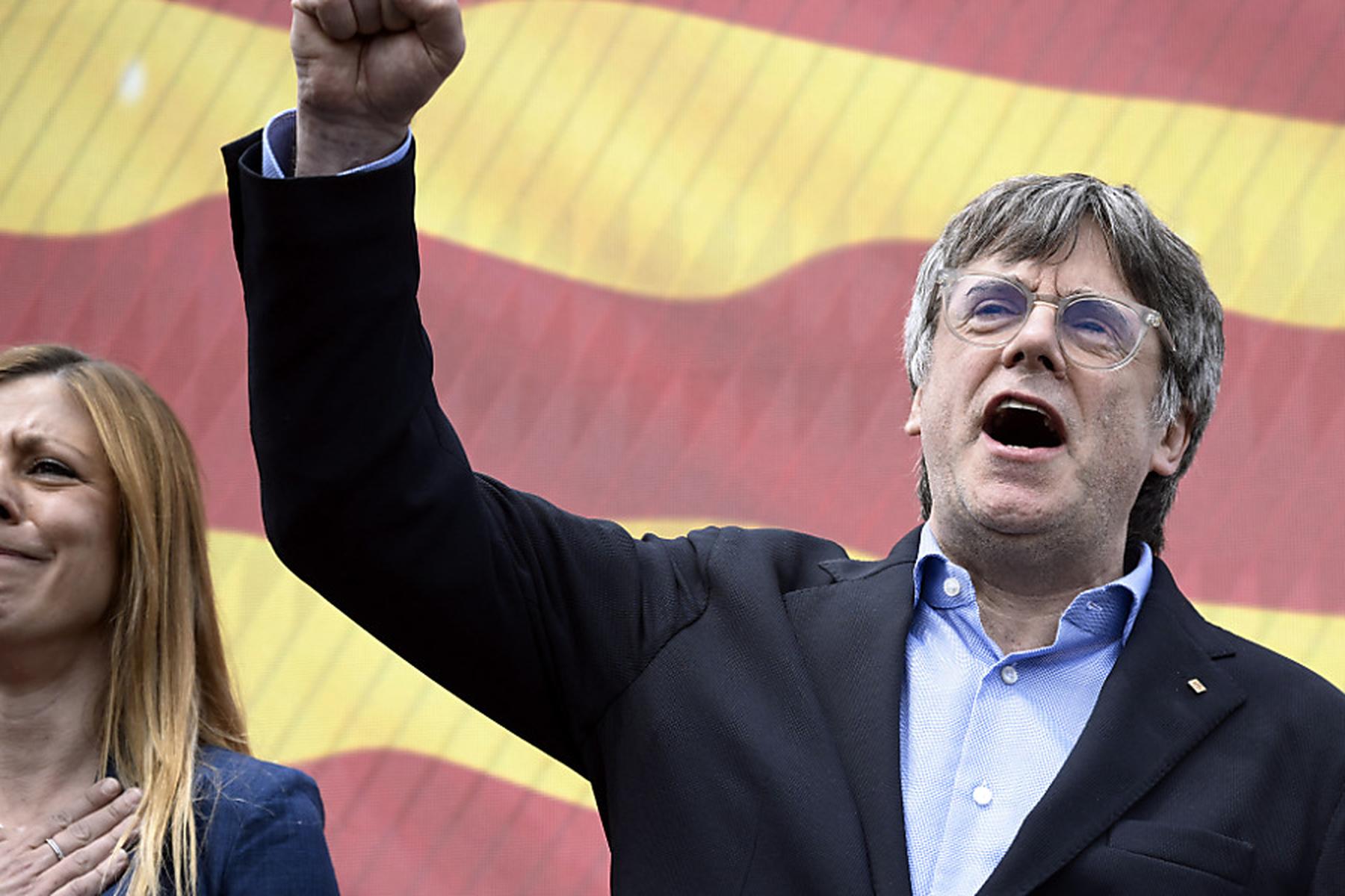 Barcelona/Madrid: Katalanischer Separatist Puigdemont trat Rückkehr an