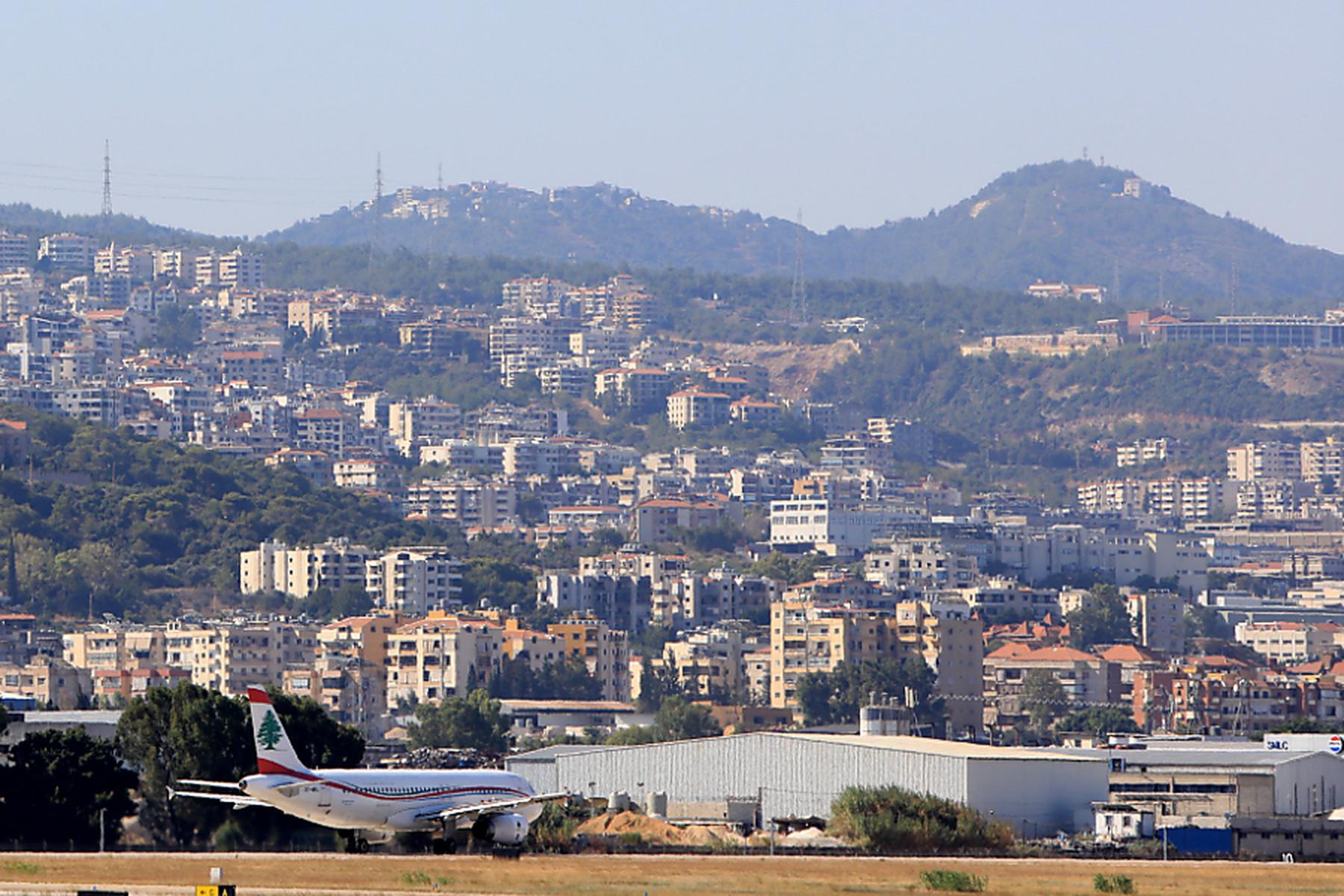 Washington/Amman: Israel-Kampfflugzeuge durchbrechen Schallmauer über Beirut