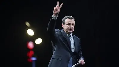 Albin Kurti beim Wahlkampfabschluss in Pristina | Albin Kurti beim Wahlkampfabschluss in Pristina