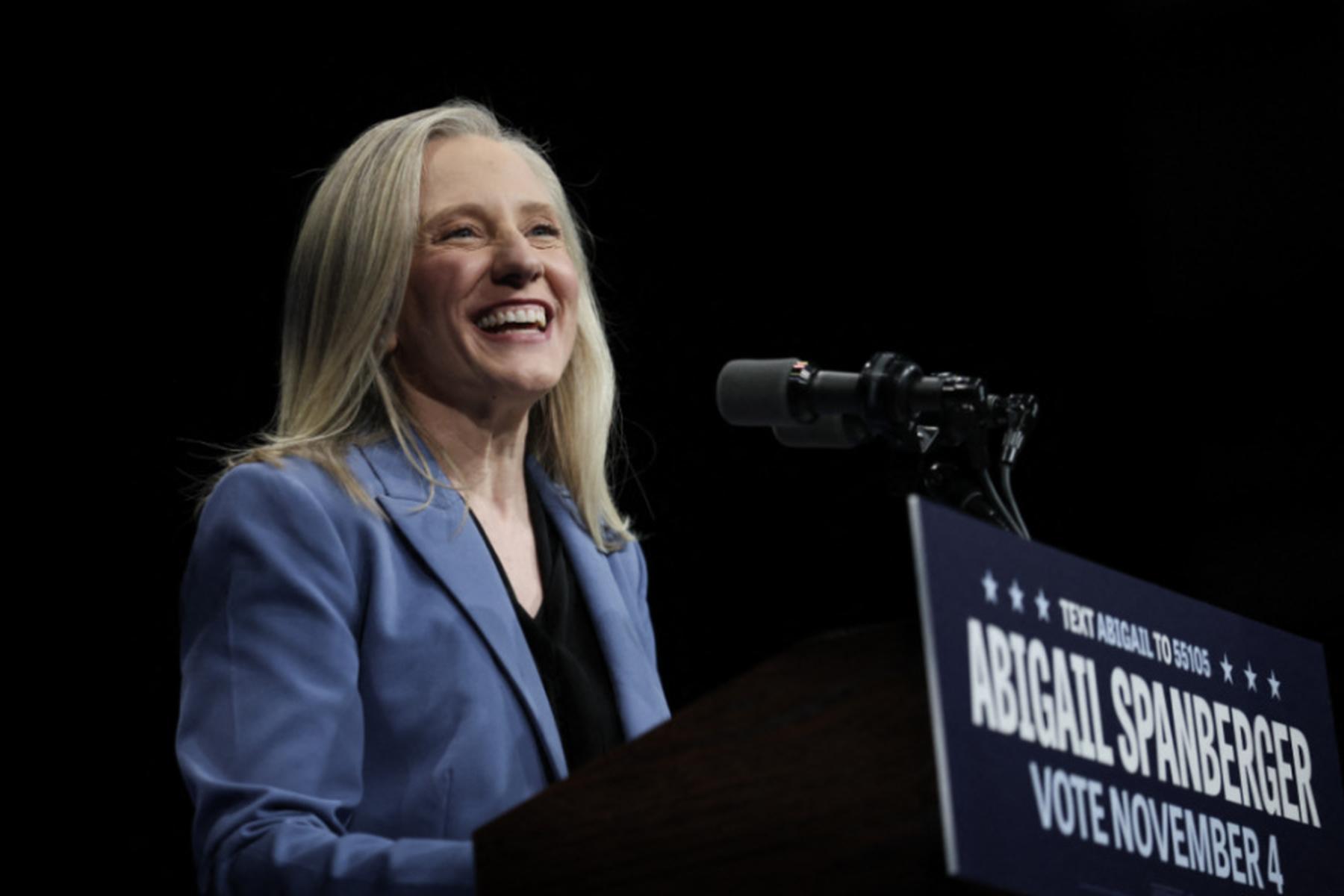 Richmond (Virginia): Demokratinnen zu Gouverneurinnen in zwei US-Staaten gewählt