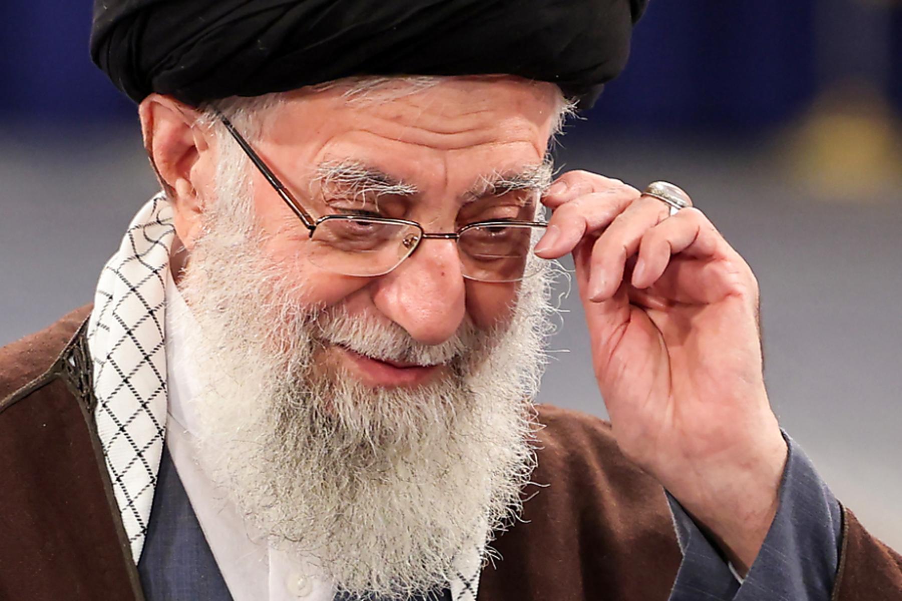 Teheran: Erzkonservative bei Iran-Wahl in Führung