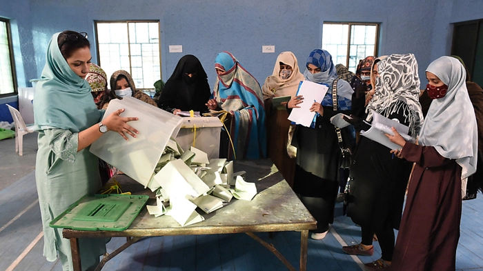 Pakistans Wahlen waren überschattet von Manipulationsvorwürfen | Pakistans Wahlen waren überschattet von Manipulationsvorwürfen