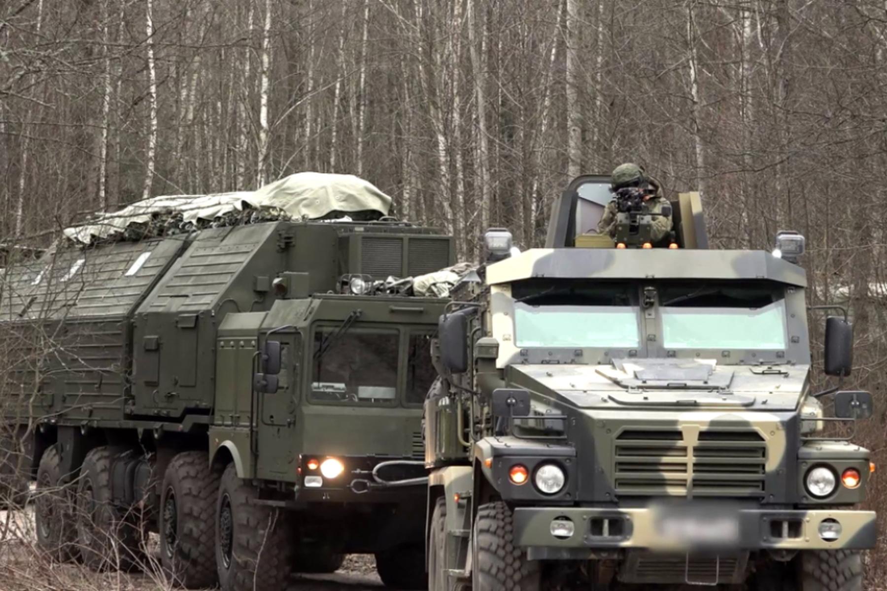 „Massiver Schlag“: Russland bestätigt Einsatz von Hyperschallrakete Oreschnik