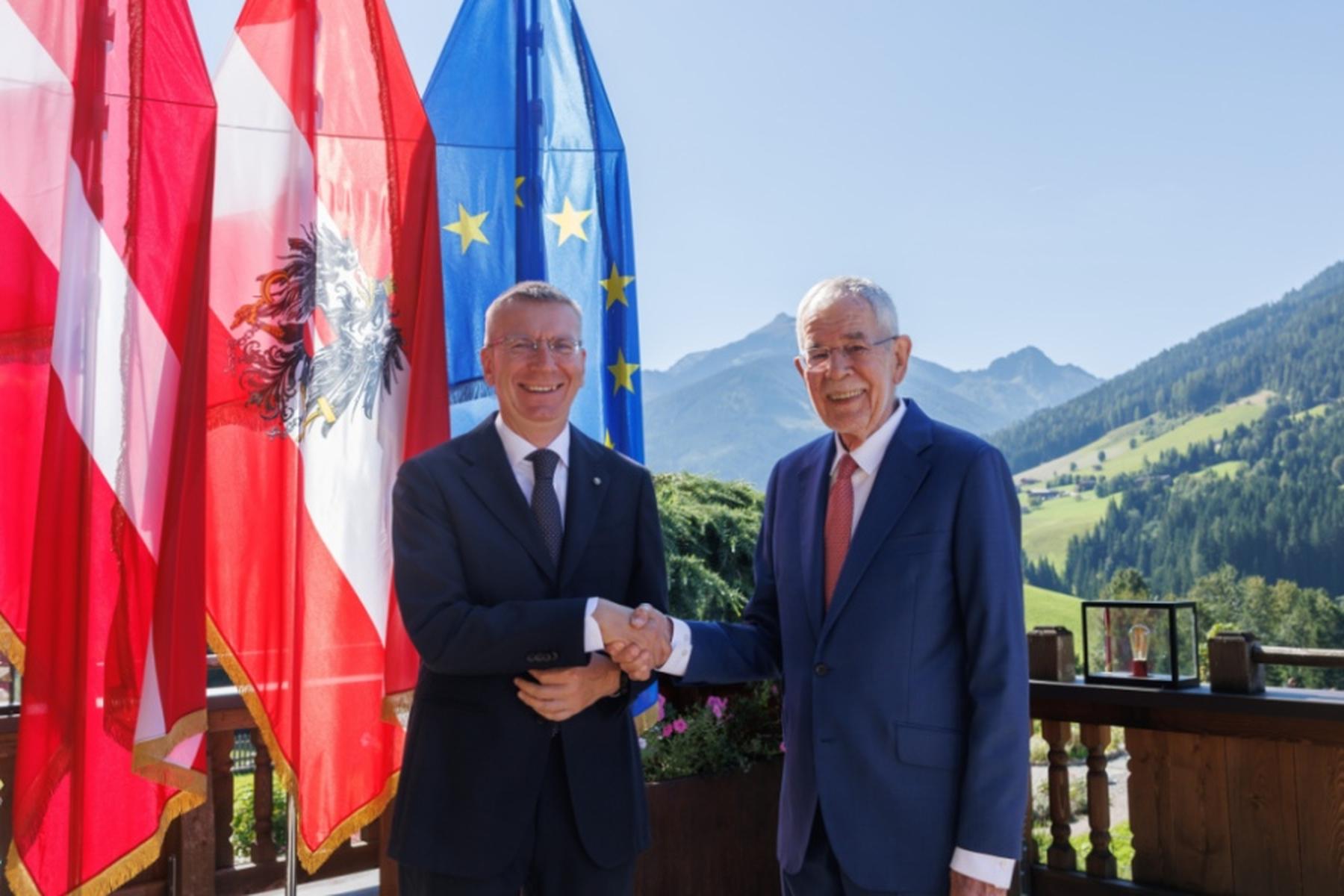 Alpbach: Rinkevics erwartet kein baldiges Treffen Selenskyj-Putin