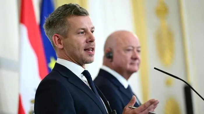 Magyar bei der gemeinsamen Pressekonferenz mit Stocker | Magyar bei der gemeinsamen Pressekonferenz mit Stocker