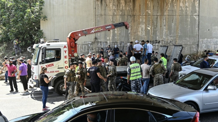 Israels Armee attackierte ein Fahrzeug im Libanon mit Drohnen | Israels Armee attackierte ein Fahrzeug im Libanon mit Drohnen