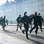 Demonstranten flüchten vor der Polizei in Rennes | Demonstranten flüchten vor der Polizei in Rennes