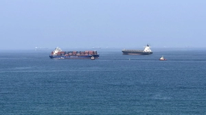 Containerschiffe in der Straße von Hormuz | Containerschiffe in der Straße von Hormuz