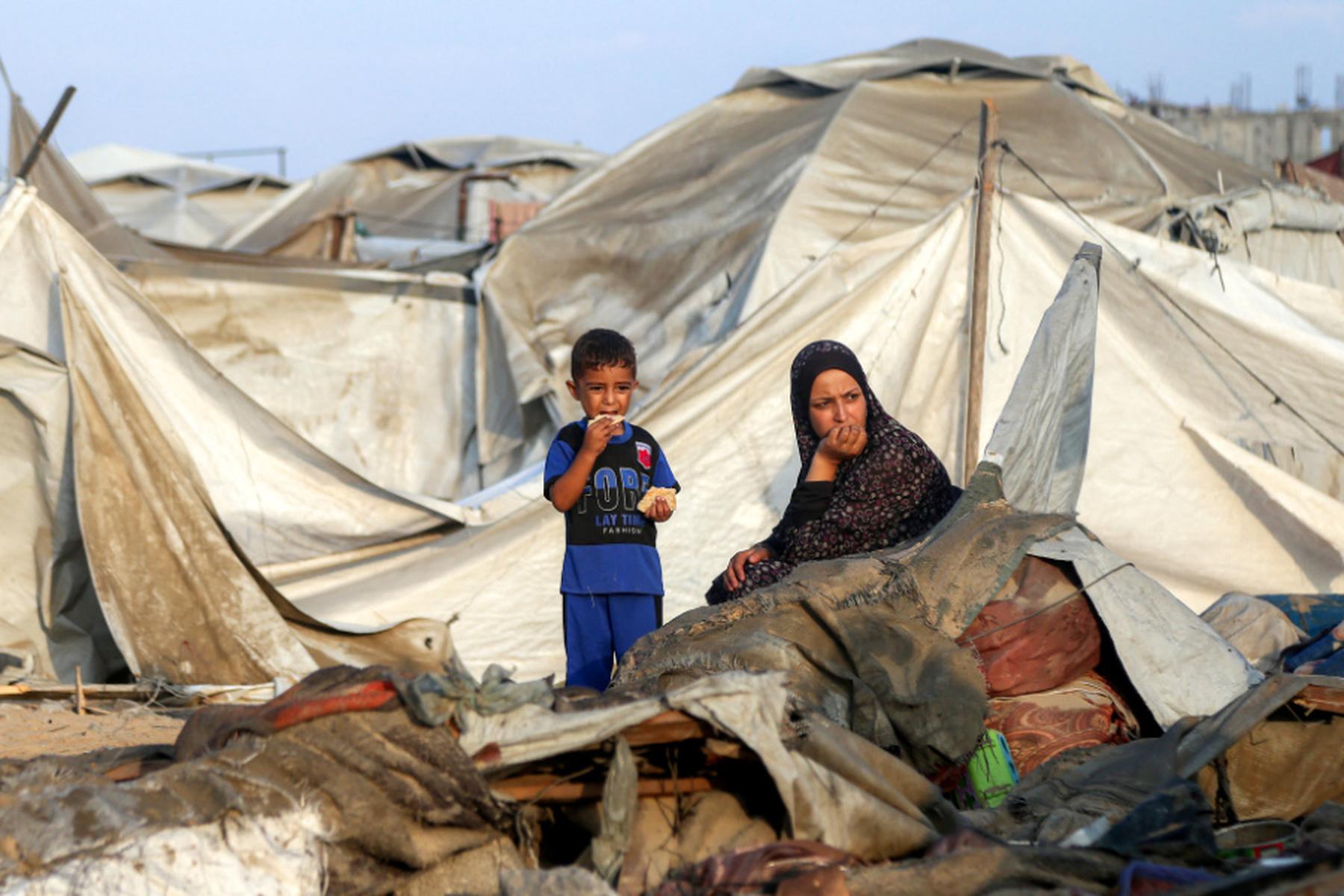 Gaza: Ladungen von mehr als 120 Lkw mit Hilfsgütern in Gaza