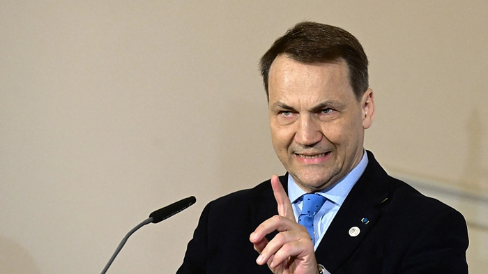 Außenminister Sikorski sprach mit Stoltenberg | Außenminister Sikorski sprach mit Stoltenberg
