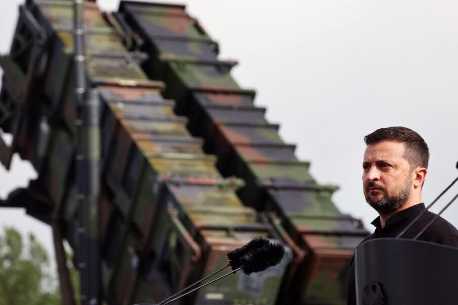 Washington/Kiew (Kyjiw): Selenskyj sprach mit Trump über Sanktionen und Drohnen