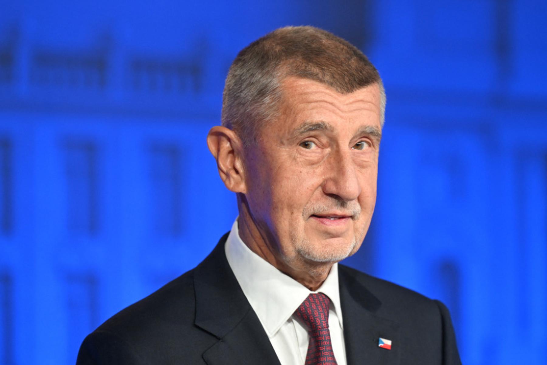 Tschechien: Rechtspopulist Andrej Babiš als Regierungschef vereidigt