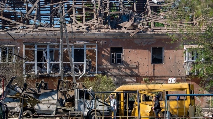 Zerstörungen in Dnipro nach russischen Angriffen | Zerstörungen in Dnipro nach russischen Angriffen
