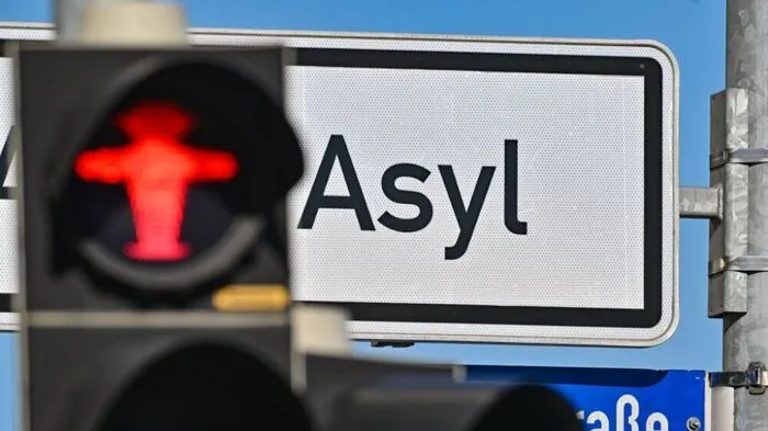 Die Zahl der Asylanträge ist zurückgegangen | Die Zahl der Asylanträge ist zurückgegangen