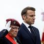 D-Day-Feierlichkeiten mit Frankreichs Präsident Macron (r.) begonnen | D-Day-Feierlichkeiten mit Frankreichs Präsident Macron (r.) begonnen
