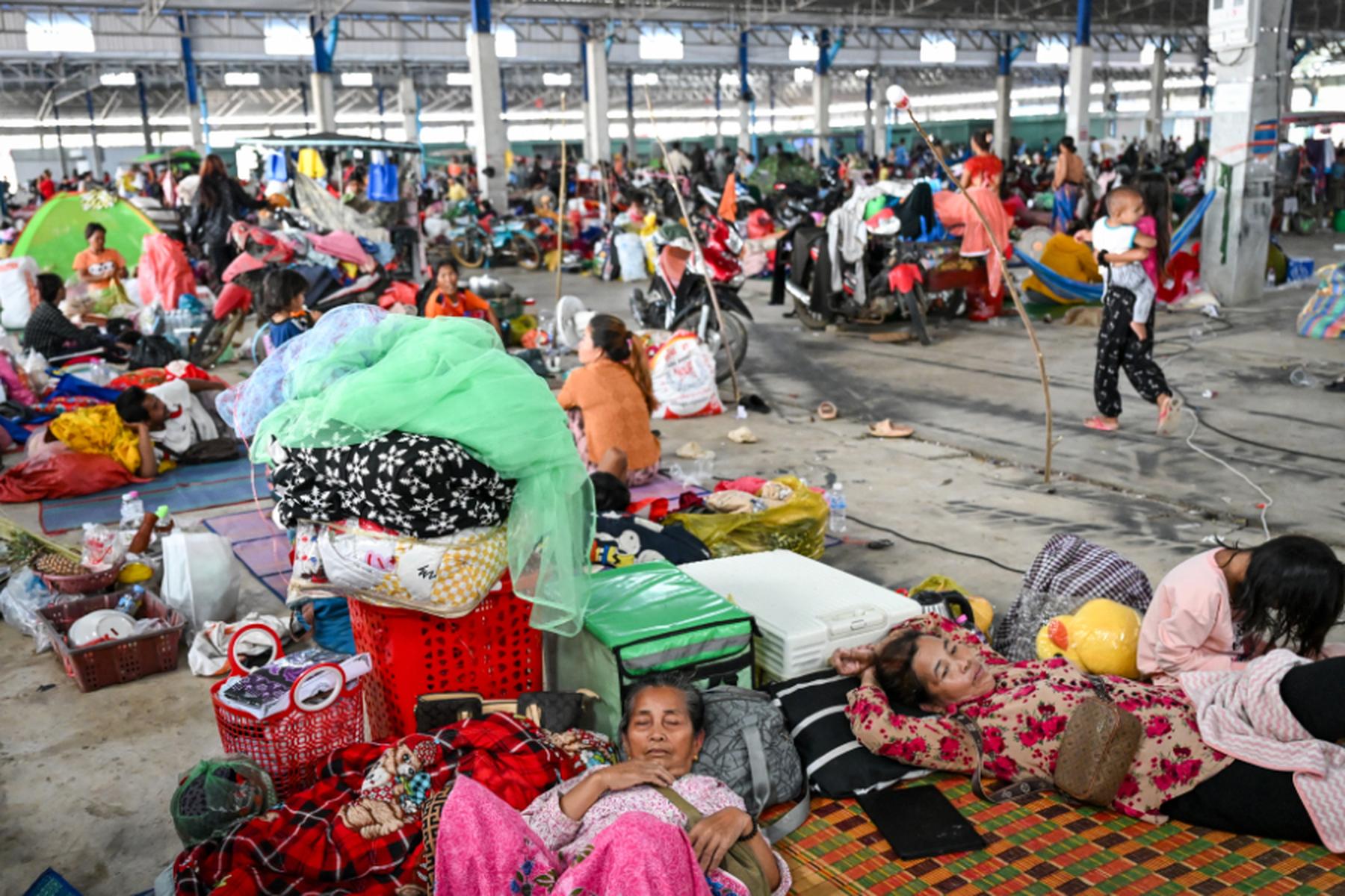 Bangkok/Phnom Penh: Grenzstreit Thailand-Kambodscha: Hunderttausende vertrieben