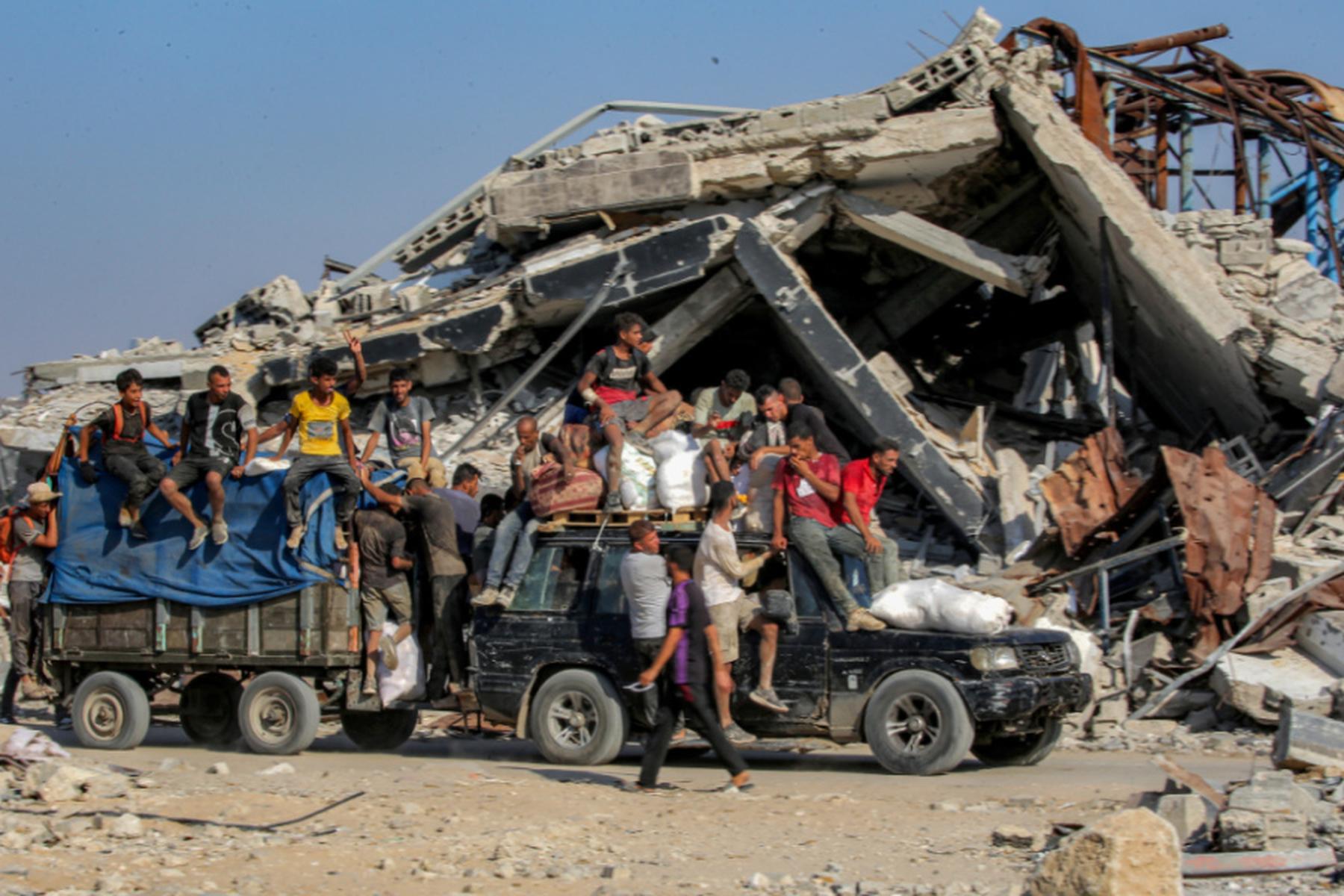 Tel Aviv/Gaza: Israels Armee beschießt wieder Vororte von Gaza-Stadt