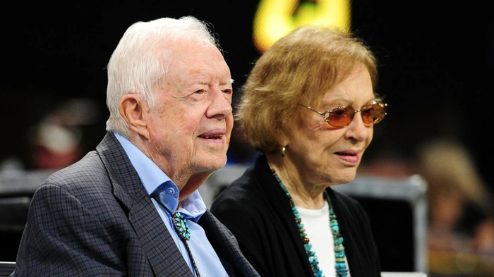 Jimmy und Rosalynn Carter bei einem Football-Match im Jahr 2018 | Jimmy und Rosalynn Carter bei einem Football-Match im Jahr 2018