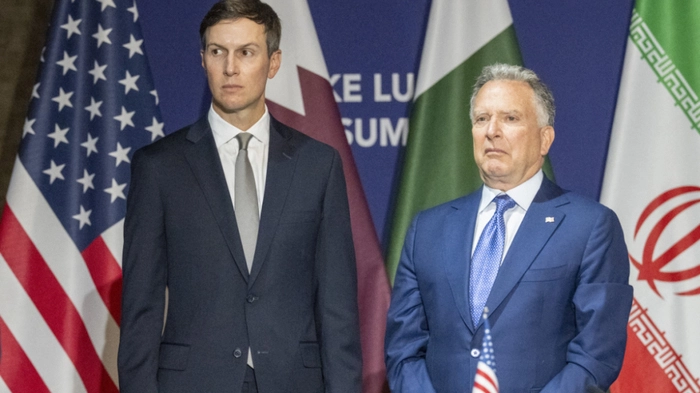 Jared Kushner (li) und Steve Witkoff | Jared Kushner (li) und Steve Witkoff