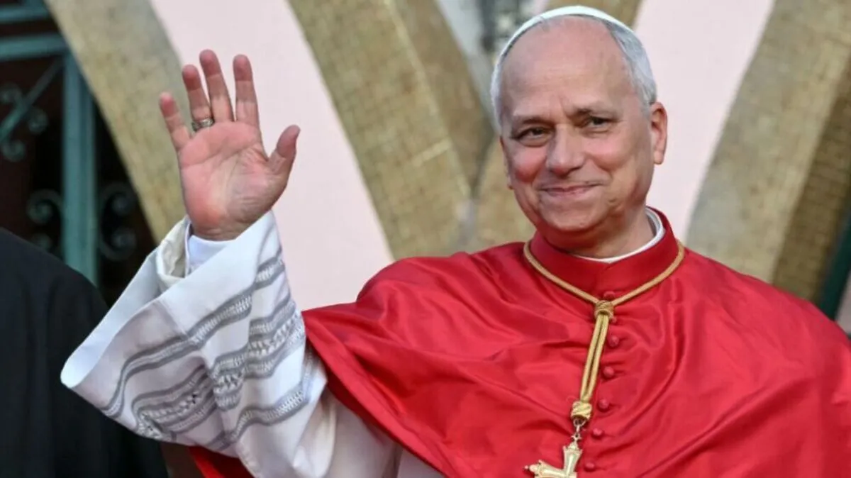 Papst Leo XIV. befindet sich auf einer elftägigen Afrika-Reise | Papst Leo XIV. befindet sich auf einer elftägigen Afrika-Reise