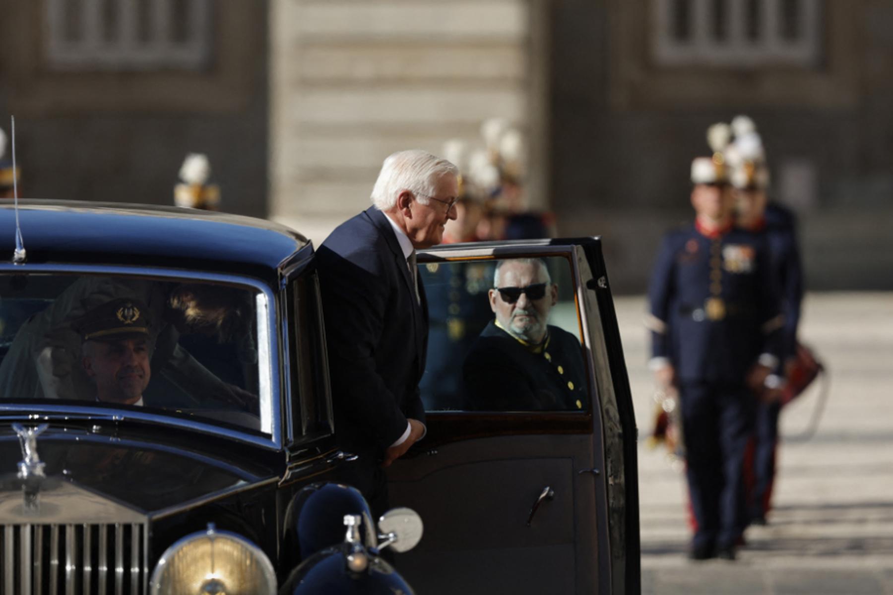 Steinmeier začel tridnevni državni obisk v Španiji, obiskal bo tudi Guernico