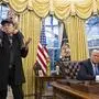 Multimilliardär Elon Musk und US-Präsident Donald Trump im Weißen Haus | Multimilliardär Elon Musk und US-Präsident Donald Trump im Weißen Haus