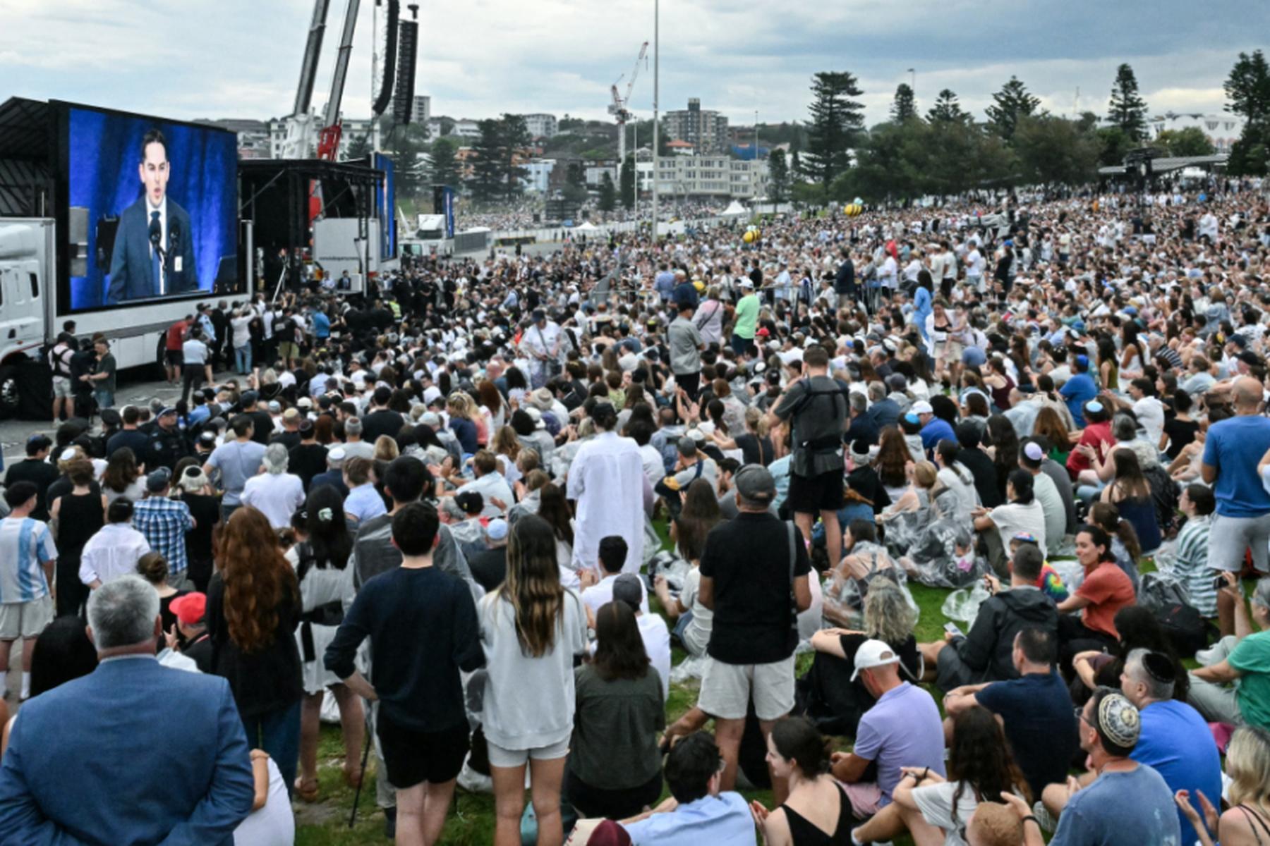 Sydney: Bondi Beach: Schweigeminute in Australien für Anschlagsopfer