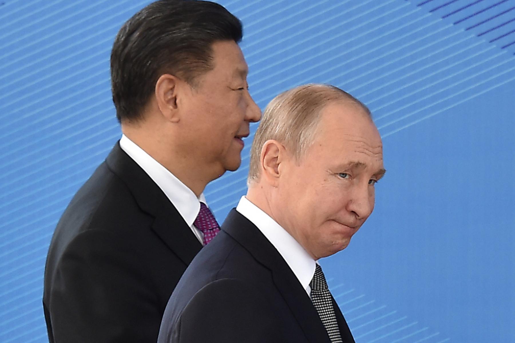 Moskau/Peking: Putin besucht China - Treffen mit Staatschef Xi