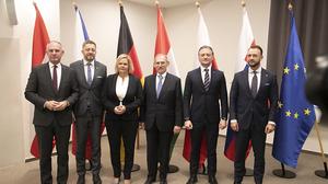 Innenminister Karner (links) traf Visegrád-Kollegen | Innenminister Karner (links) traf Visegrád-Kollegen