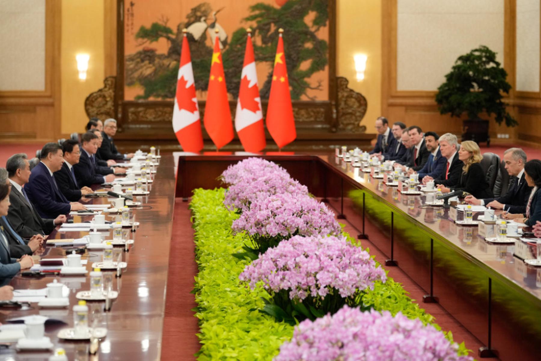 Peking/Washington: China und Kanada stärken Kooperation rund um Clinch mit USA