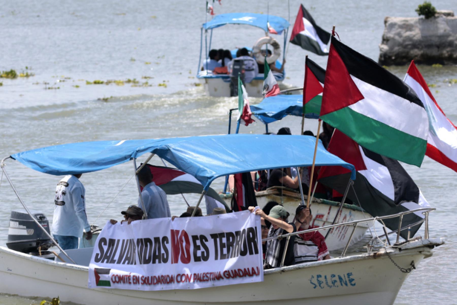 Barcelona/Tunis: Aktivisten: Drohne traf ein Hauptboot der Gaza-Hilfsflotte