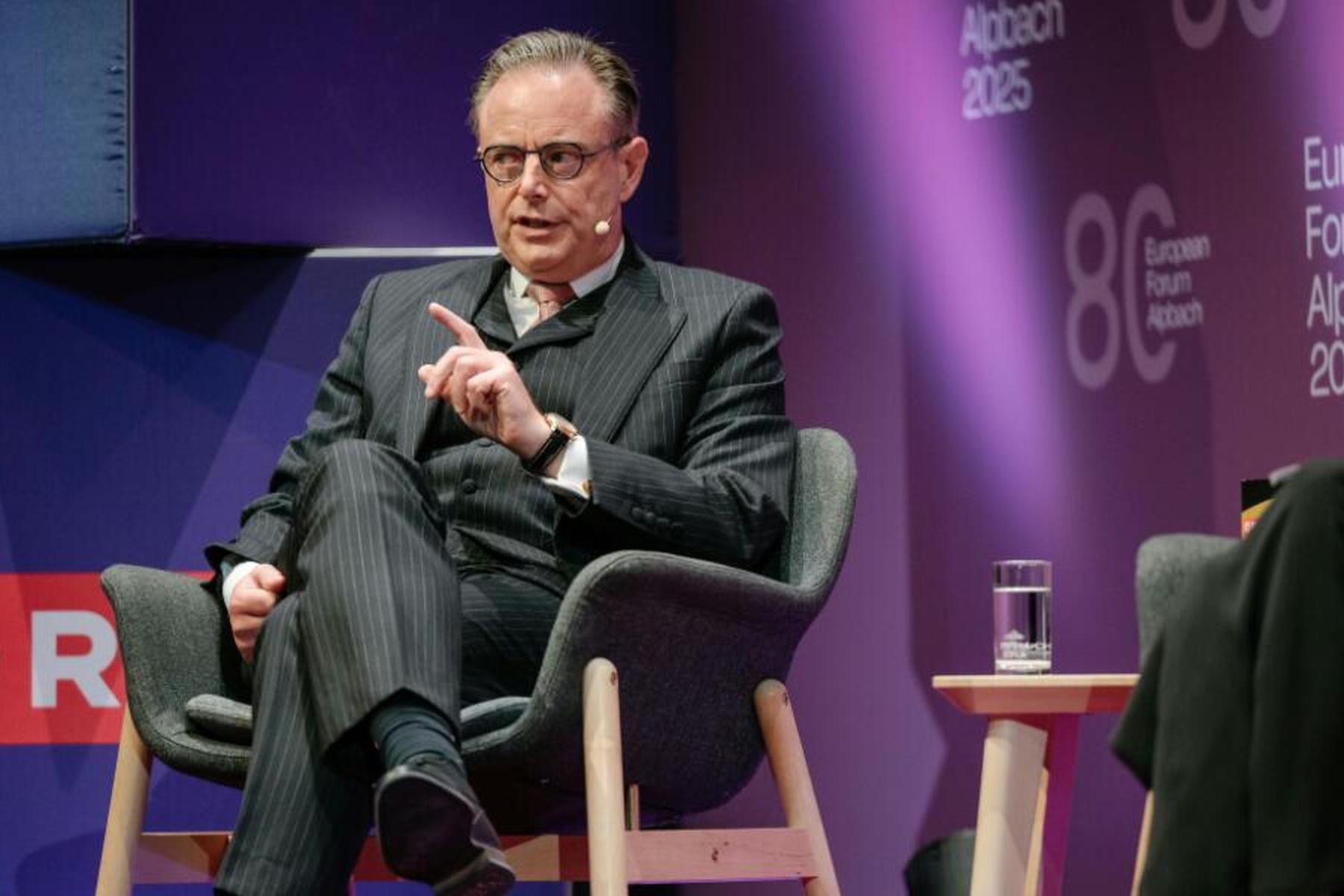 Brüssel: EU-Kommission will russische Vermögen für Ukraine nutzen