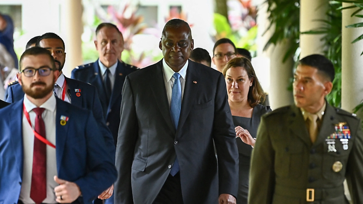 Austin bei Sicherheitstagung Shangri-La Dialog | Austin bei Sicherheitstagung Shangri-La Dialog