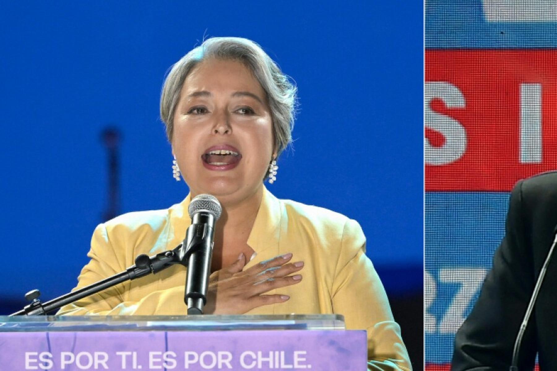 Chiles Präsidentenamt: Linkskandidatin und Ultrarechter in Stichwahl