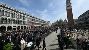 Papst Franziskus am Markusplatz in Venedig | Papst Franziskus am Markusplatz in Venedig