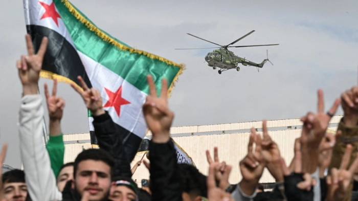 Feiern zum Jahrestag des Umsturzes in Syrien | Feiern zum Jahrestag des Umsturzes in Syrien