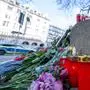 Blumen und Kerzen im Gedenken an den Anschlag an München | Blumen und Kerzen im Gedenken an den Anschlag an München