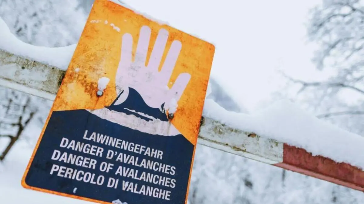 In Tirol herrschte am Freitag teils erhebliche Lawinengefahr | In Tirol herrschte am Freitag teils erhebliche Lawinengefahr